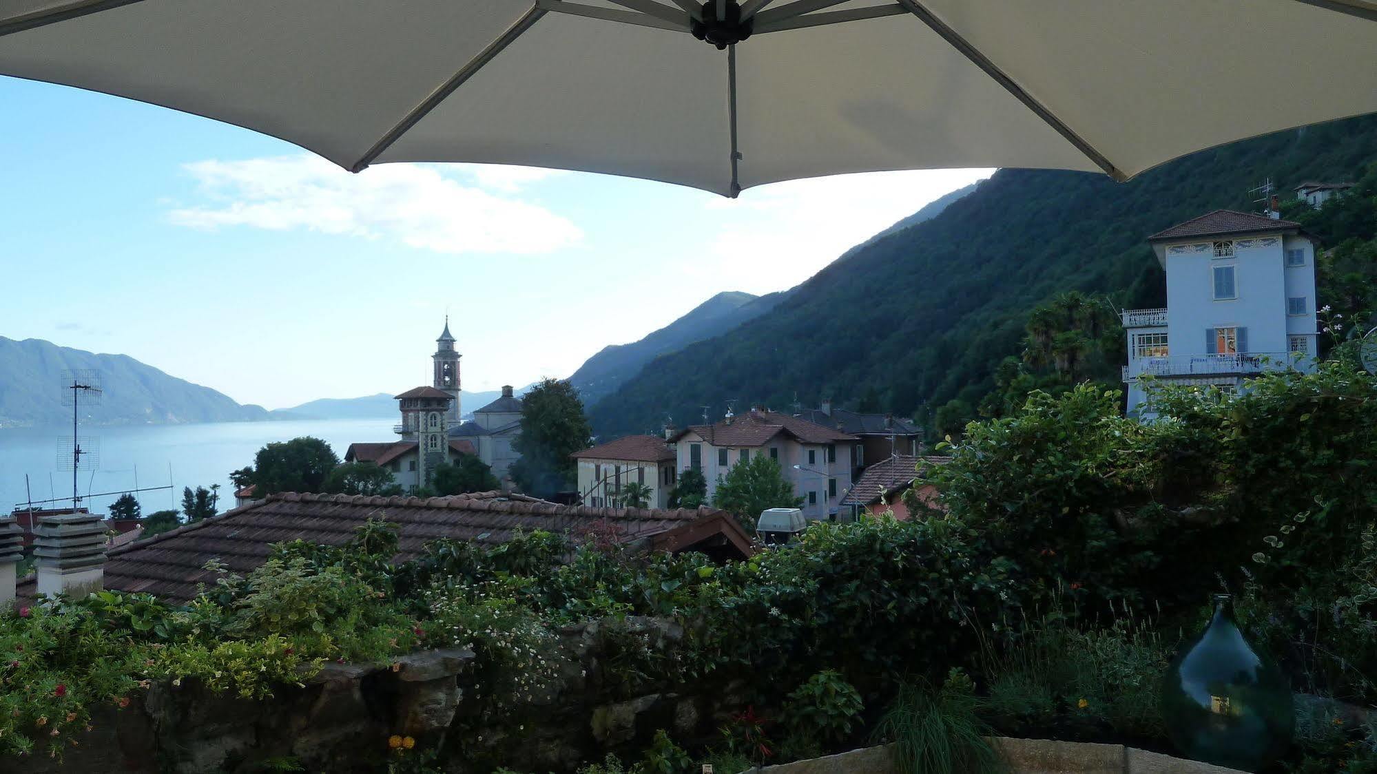 B&B Casa Forster Cannero Riviera Eksteriør billede